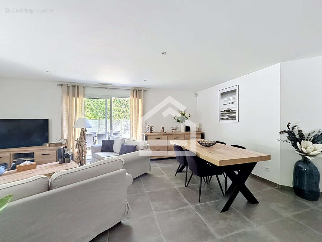 Saint Aubin de Médoc - Exclusivité - Maison avec trois chambres et garage dans un environnement privilégié - photo 15