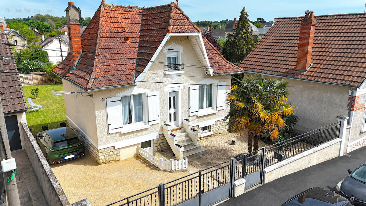 Maison à CHATELLERAULT