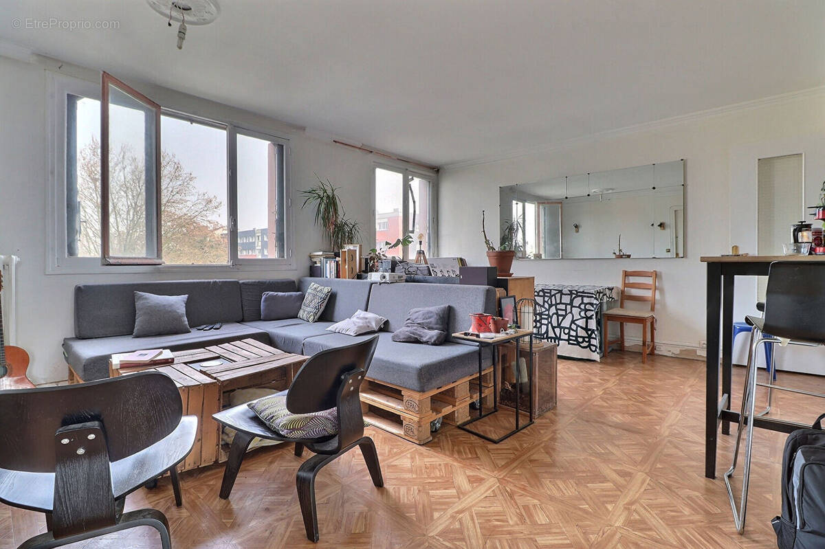 Appartement à AUBERVILLIERS