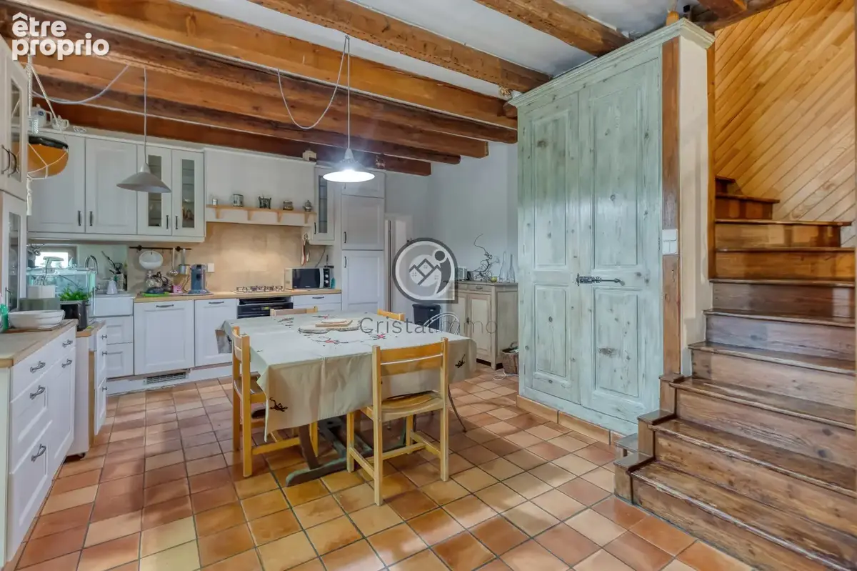 Le versoud   maison t6 avec grange - photo 5