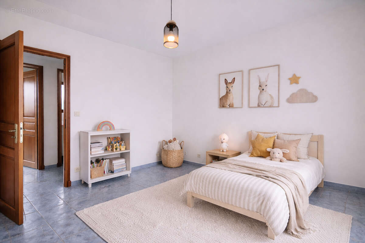 Maison à MONETAY-SUR-ALLIER