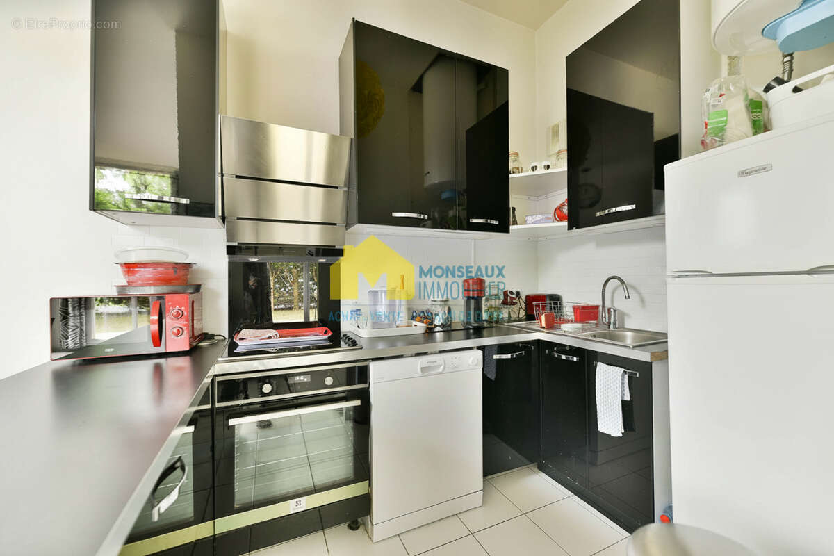 Appartement à SAINTE-GENEVIEVE-DES-BOIS