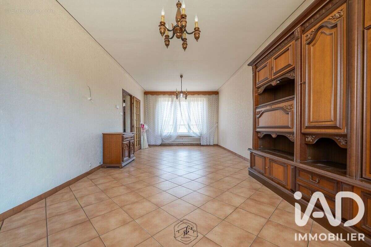 Maison 86 m² à Fameck  - photo 7
