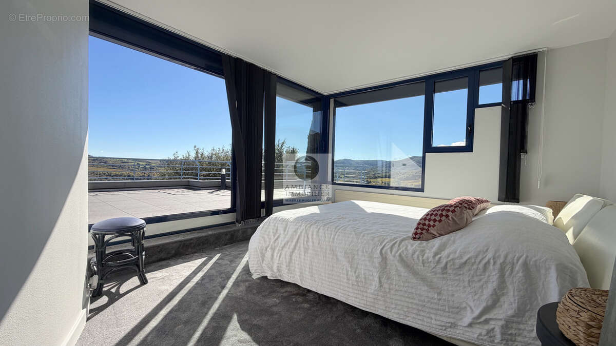 Maison d'architecte avec superbe vue - photo 12