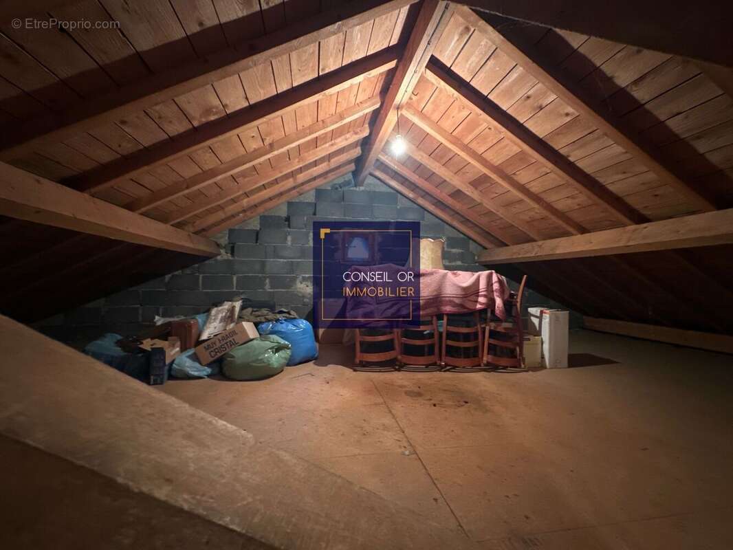 Maison à SAINTE-FOY-LES-LYON