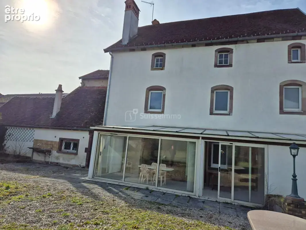 Maison à CONFLANS-SUR-LANTERNE