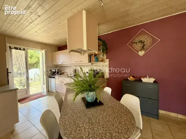 En exclusivité   Maison de plain-pied avec une dépendance entre centre-ville et océan - photo 4