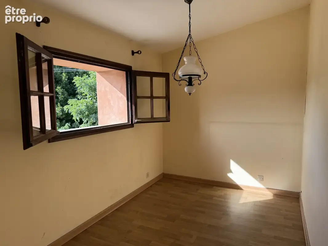 Maison 8 pièces 220 m² à vendre à Mondragon (84430) - photo 7