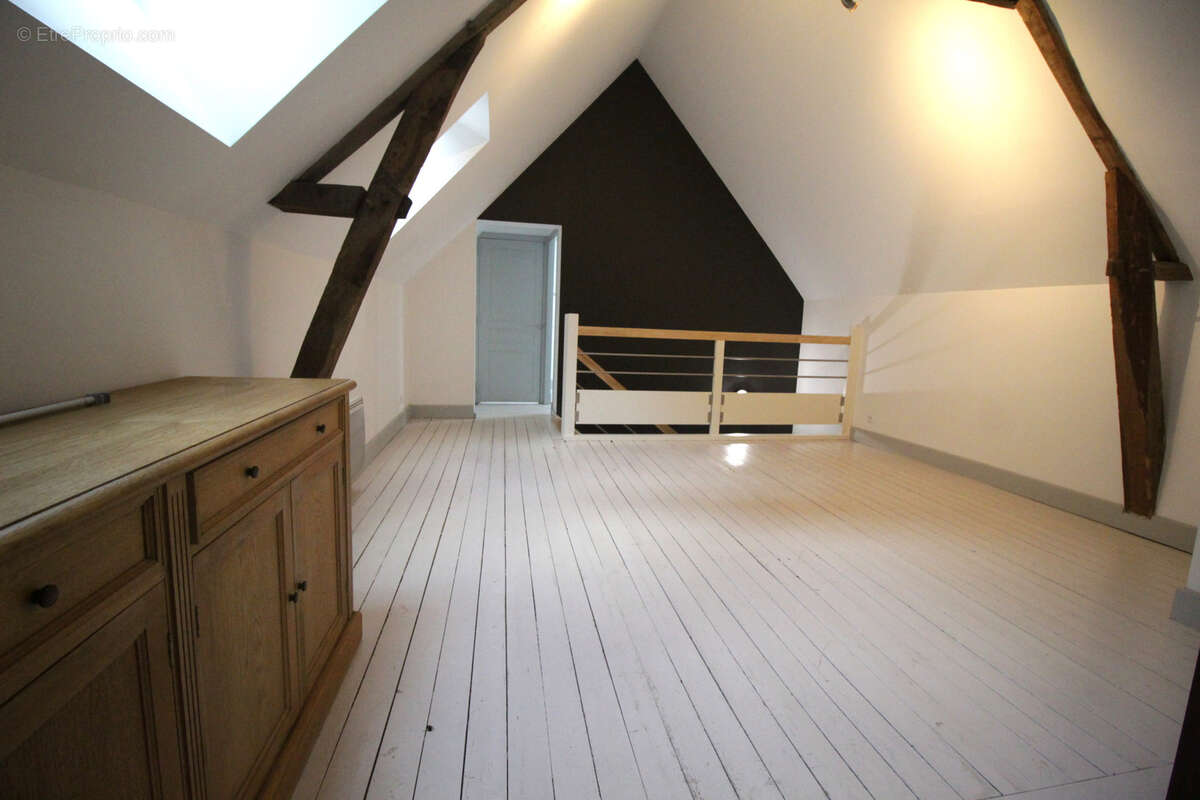 Maison à SAINT-PATERNE-RACAN