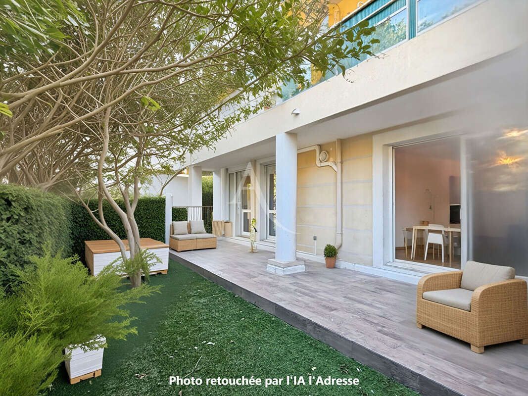 Appartement à MOUGINS