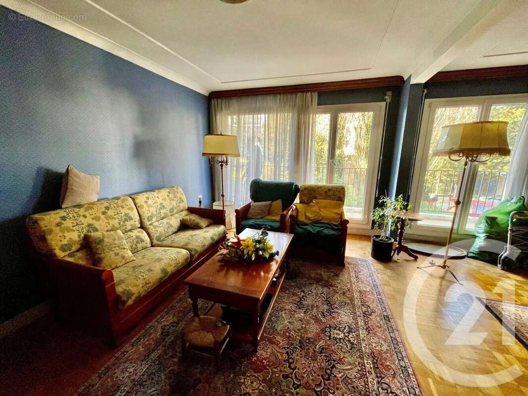 Appartement à SAINT-GRATIEN