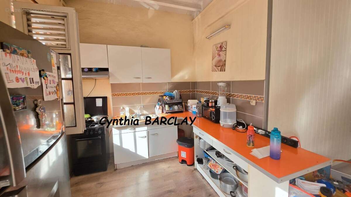 Appartement 182 m² à Fort-De-France  - photo 2
