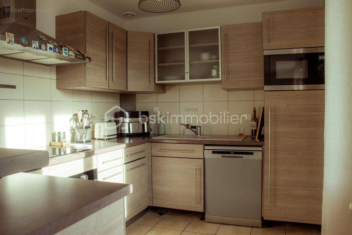 Maison à LUC-LA-PRIMAUBE