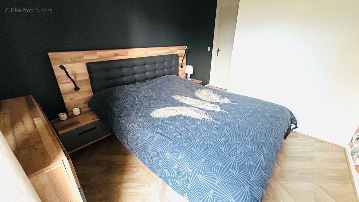 Appartement à SAINT-THIBAULT-DES-VIGNES