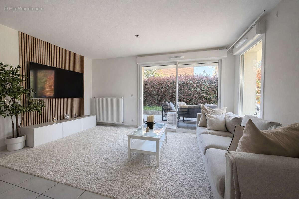 Appartement à VILLE-LA-GRAND