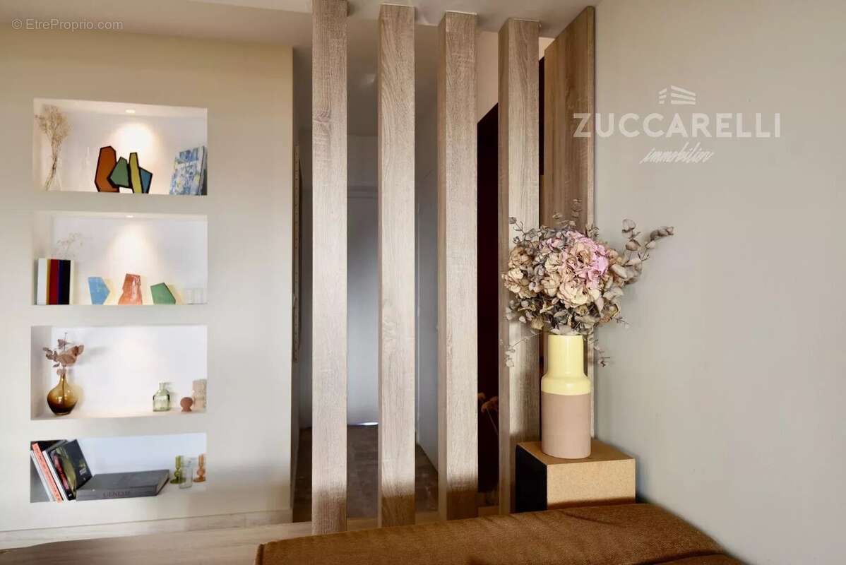 Appartement à LE CANNET