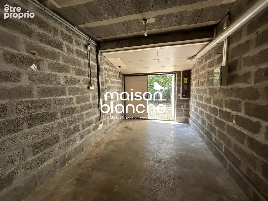 Maison 4 pièces 74 m² à vendre à Les Artigues-De-Lussac (33570) - photo 9