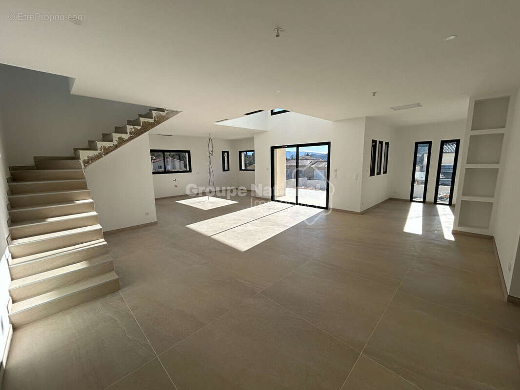 Maison à VAISON-LA-ROMAINE