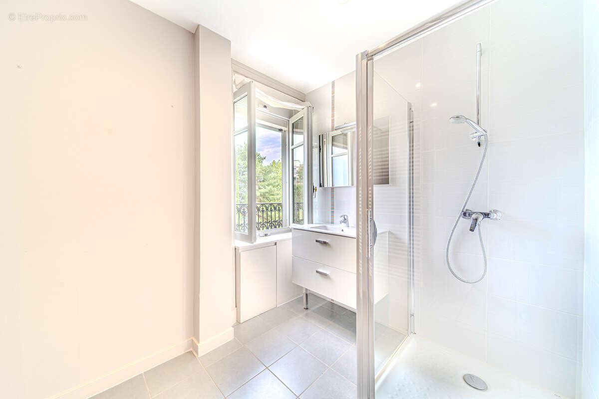 Belle demeure du xixᵉ siecle renovee 8 pieces 250 m2 caluire-et-cuire - photo 17
