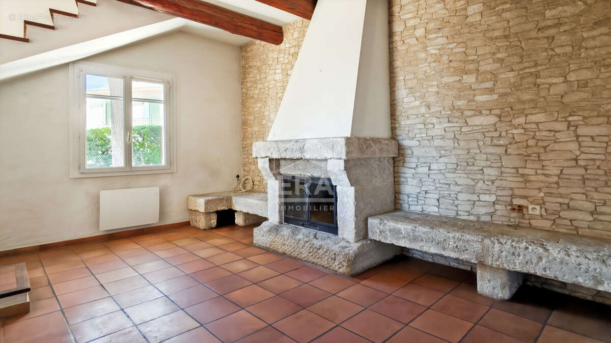Maison à CHATEAURENARD