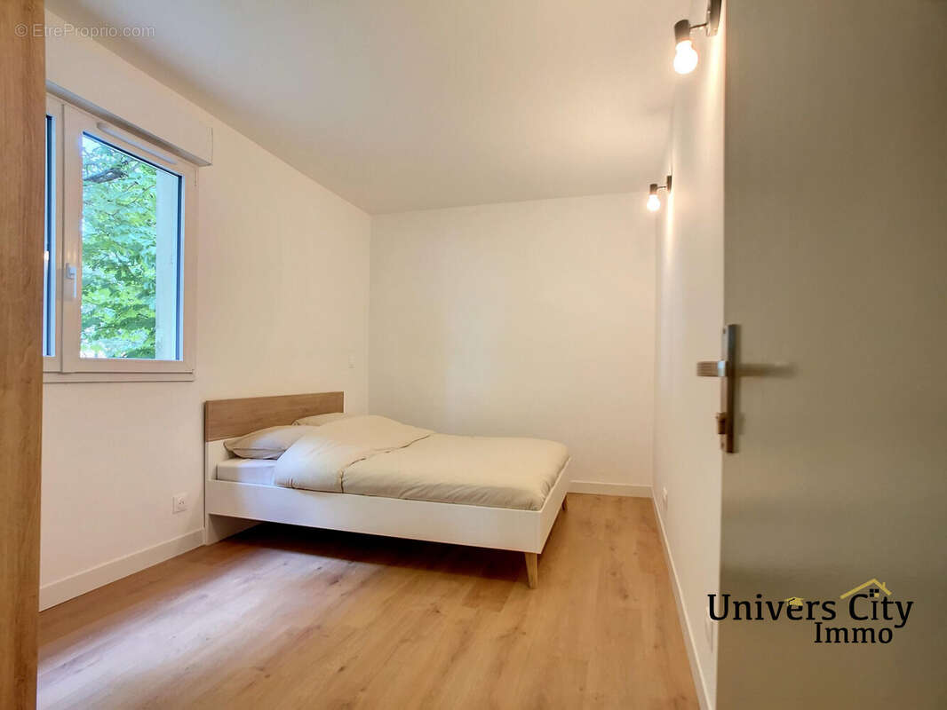 Appartement à REZE