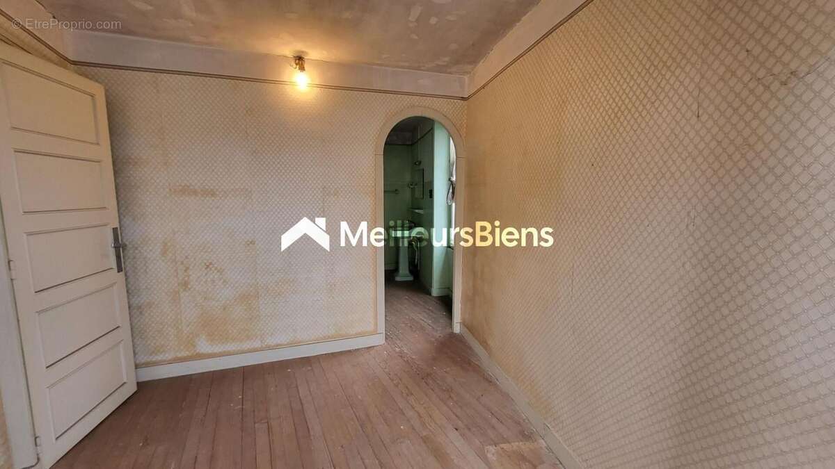 Maison à MONSOLS