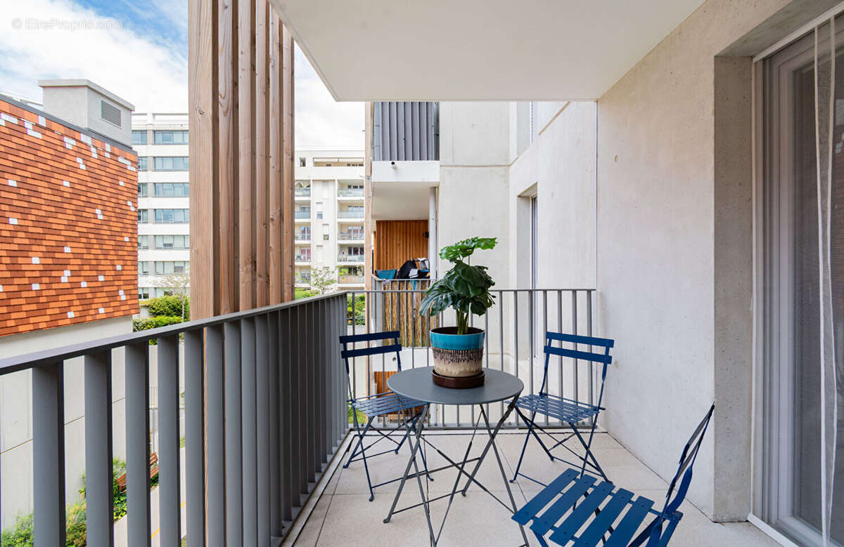 Appartement à MARSEILLE-2E