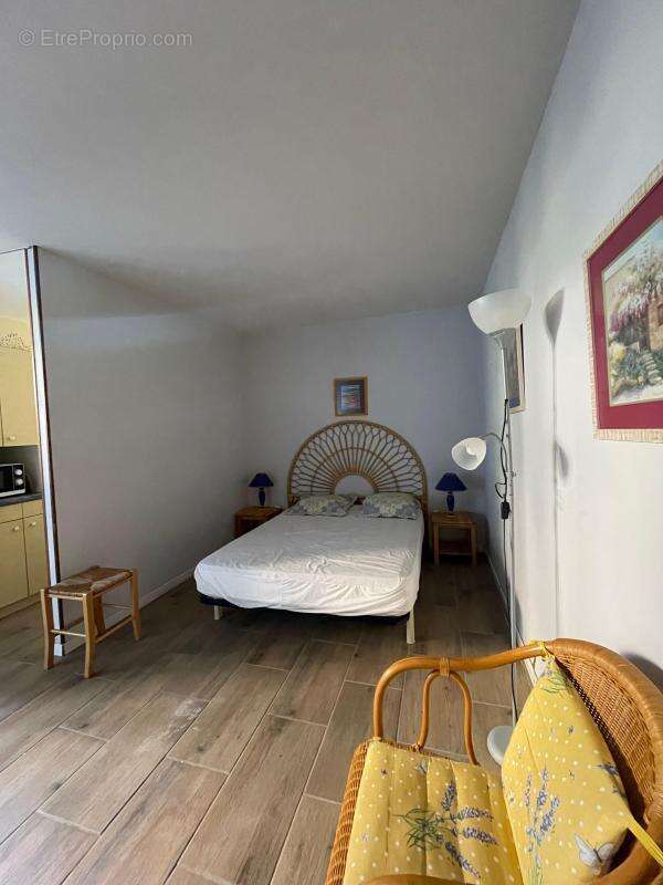 Appartement à GREOUX-LES-BAINS