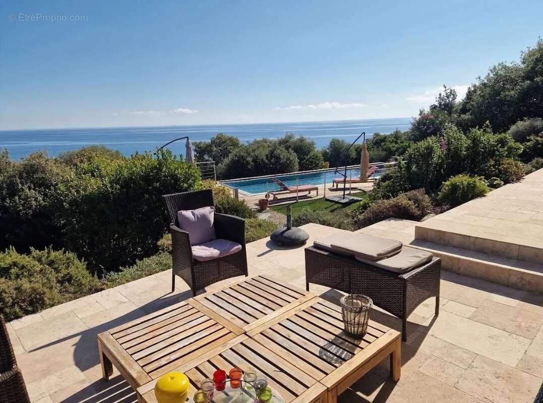 Maison à PORTO-VECCHIO