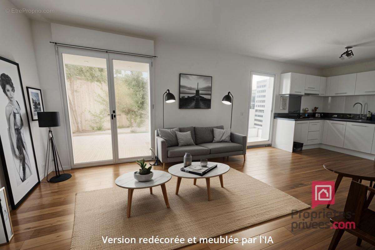 Appartement à ROQUEBRUNE-SUR-ARGENS