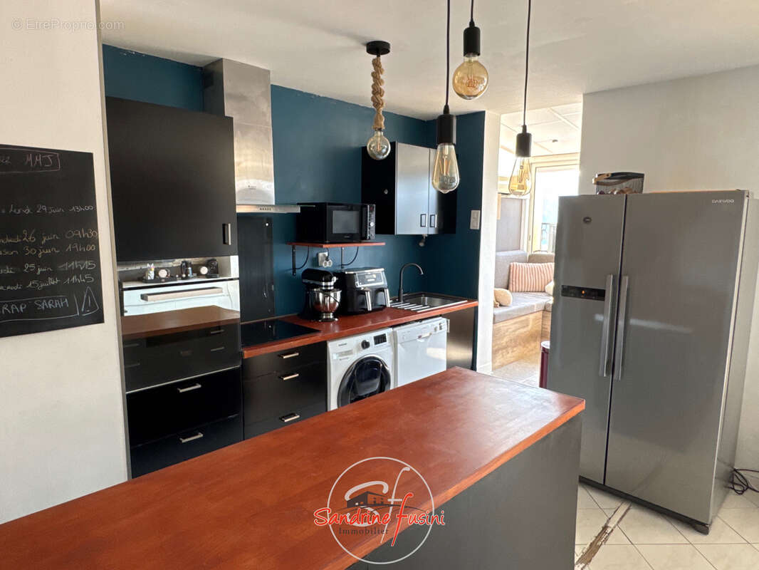 Carros beau duplex de 4 pièces avec vaste terrasse et garage. - photo 6