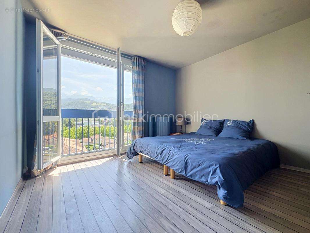 Appartement à SAINT-MARTIN-D'HERES