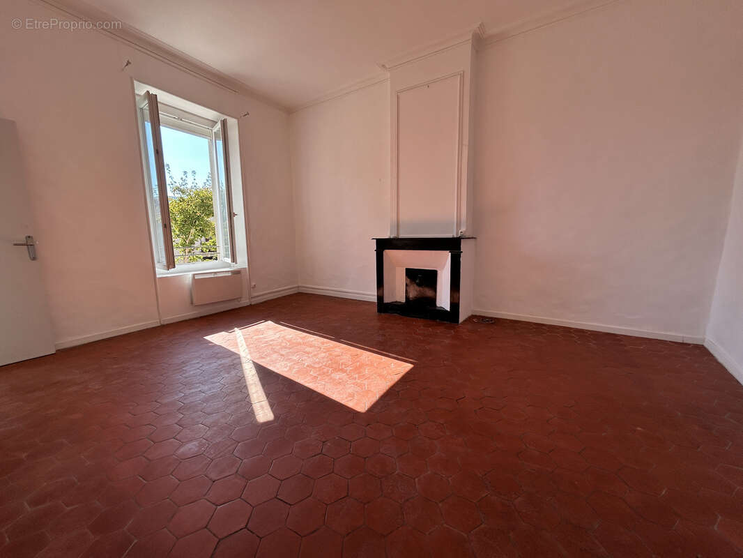 Appartement à GANGES