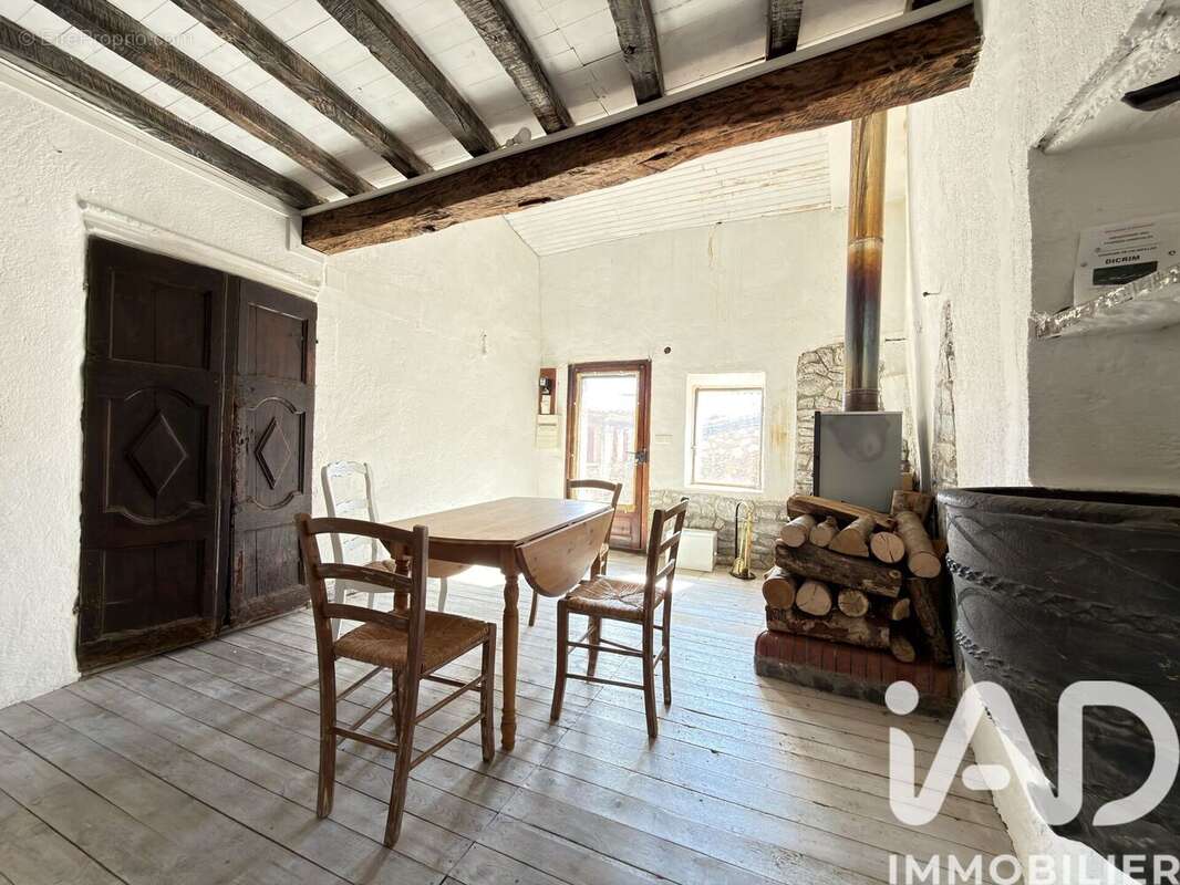 Maison 80 m² à Calmeilles  - photo 8