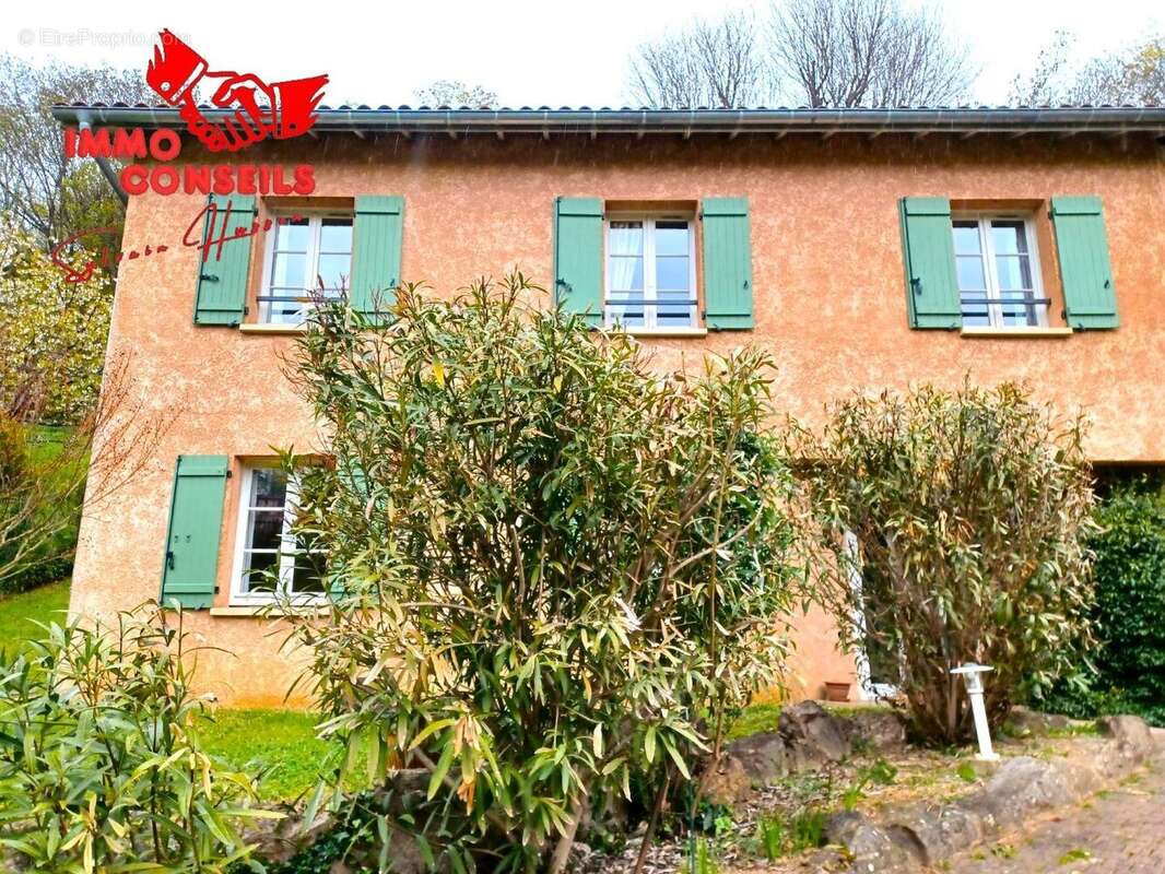 Maison à COUZON-AU-MONT-D'OR