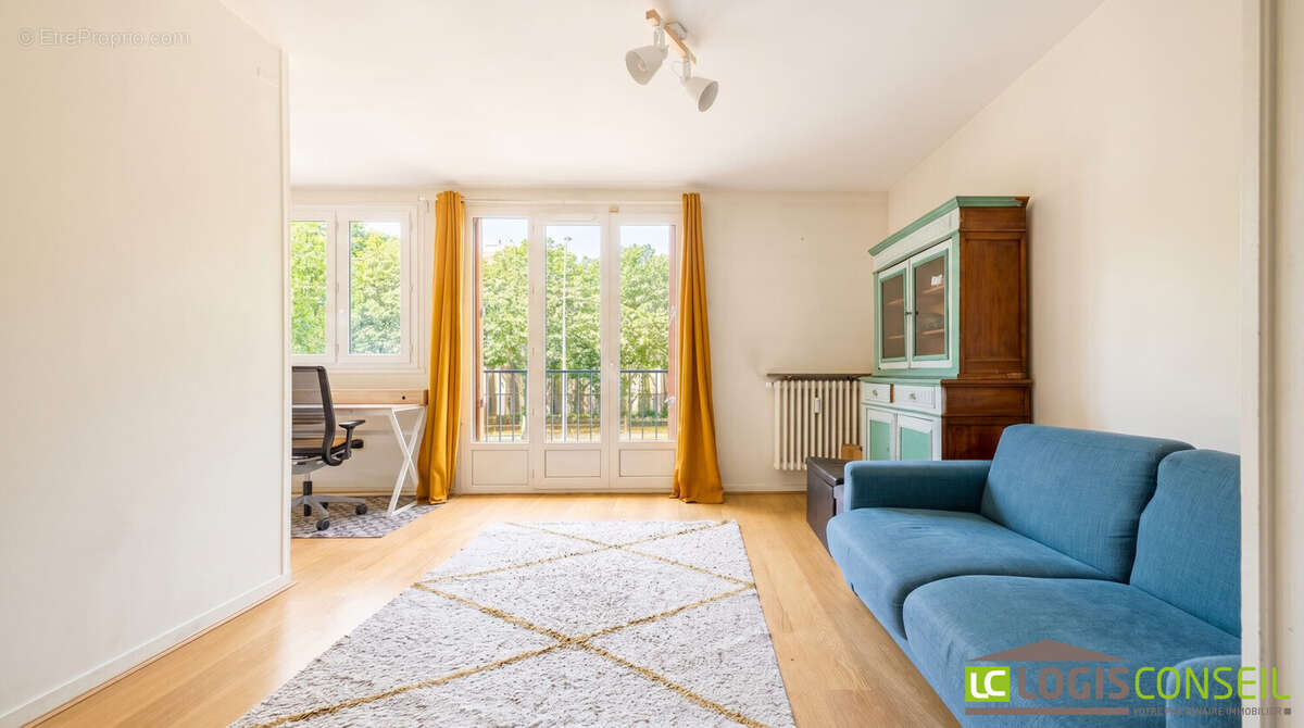 Appartement à CHATILLON