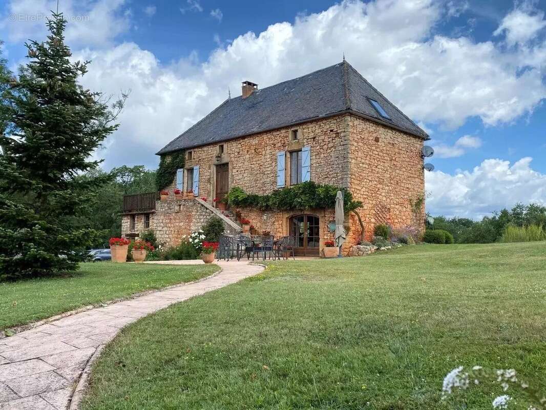 Maison à DEGAGNAC