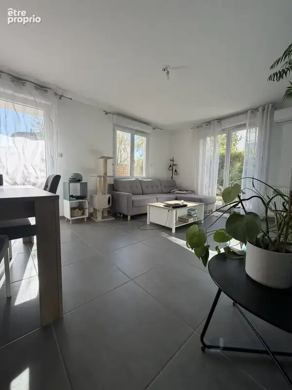 Appartement 3 pièces 64 m² à vendre à Villeurbanne (69100) - photo 2