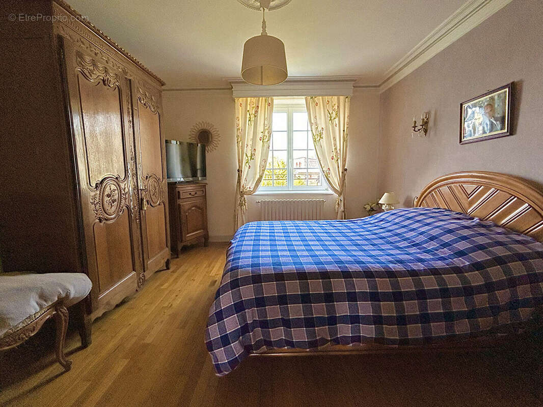 Maison à PLOUGONVEN