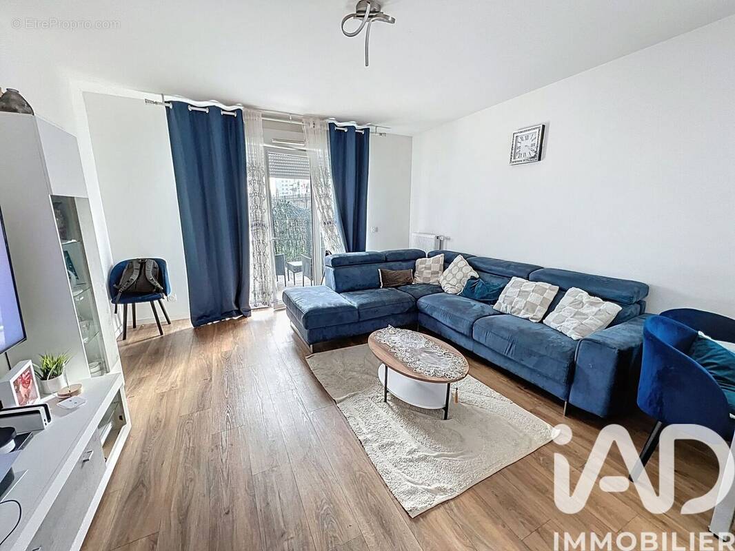 Photo 1 - Appartement à THIAIS