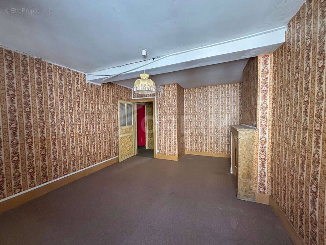 Maison à ANCY-LE-FRANC