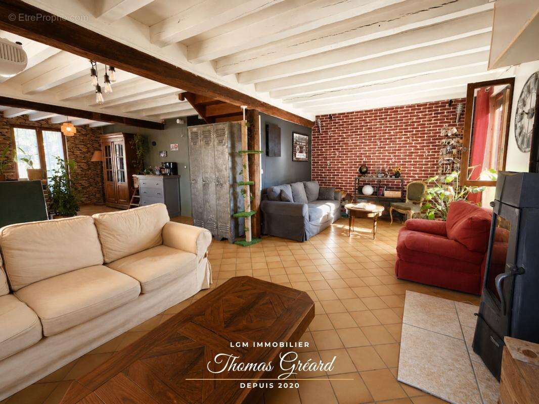 Maison à colombages 193 m² avec 5 chambres, jardin et piscine à Authon - photo 4