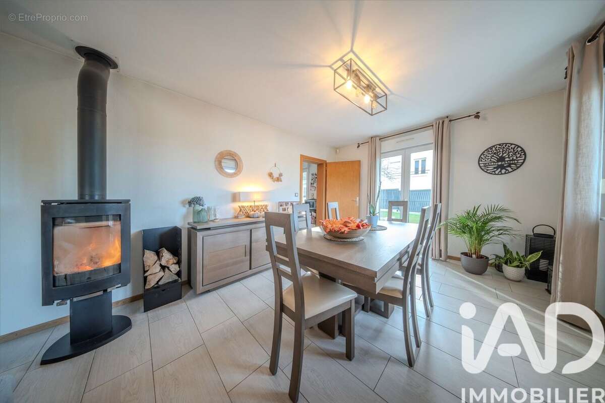 Photo 3 - Maison à HIRSINGUE