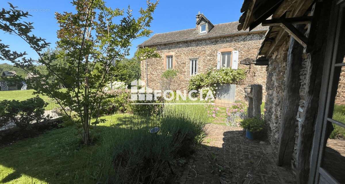 Maison à PAMPELONNE