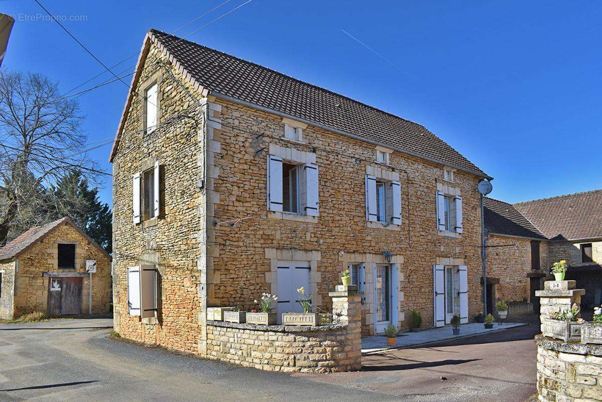 Maison à PRATS-DE-CARLUX