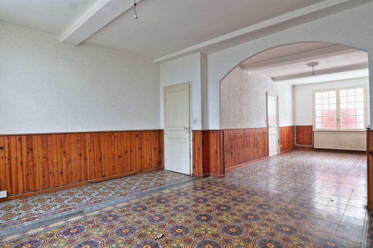 Maison 140 m² à Lezignan-Corbieres  - photo 2