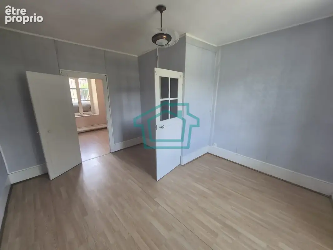 En exclusivité IMMEUBLE  (Locaux + résidence principale) 120m2 / 375 m2 terrain la Queue-les-Yvelines - photo 10