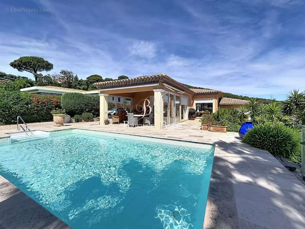 Villa à vendre à Sainte Maxime la Croisette - photo 2