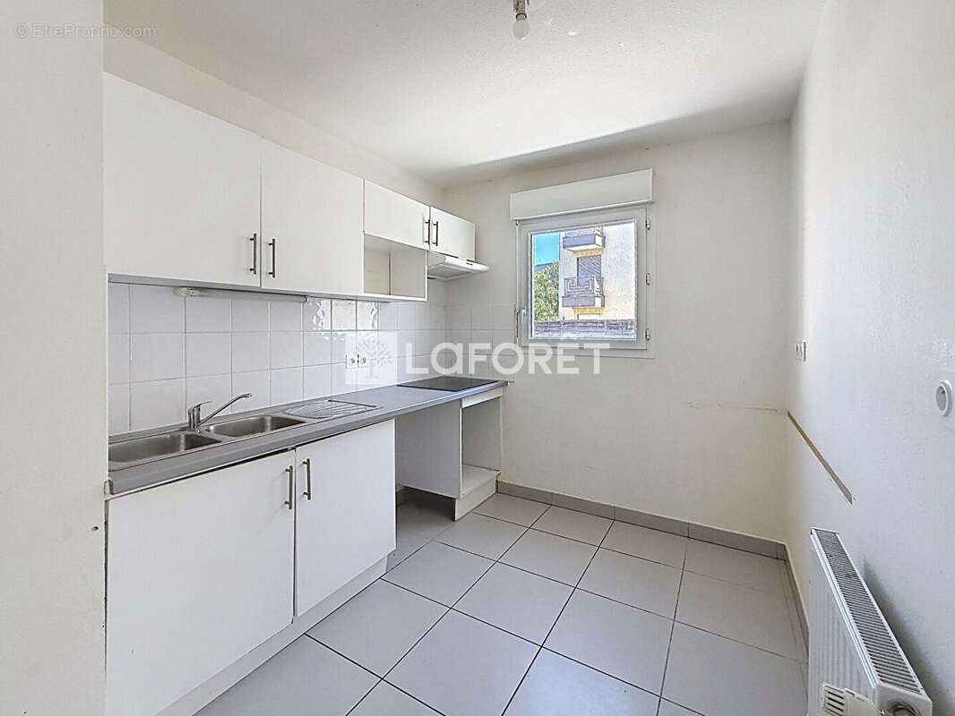 À vendre Appartement T3 avec terrasses et parkings - photo 2