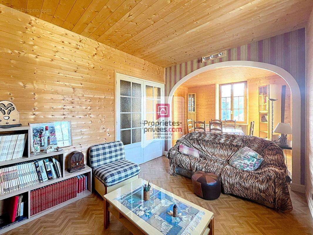 Appartement à UGINE